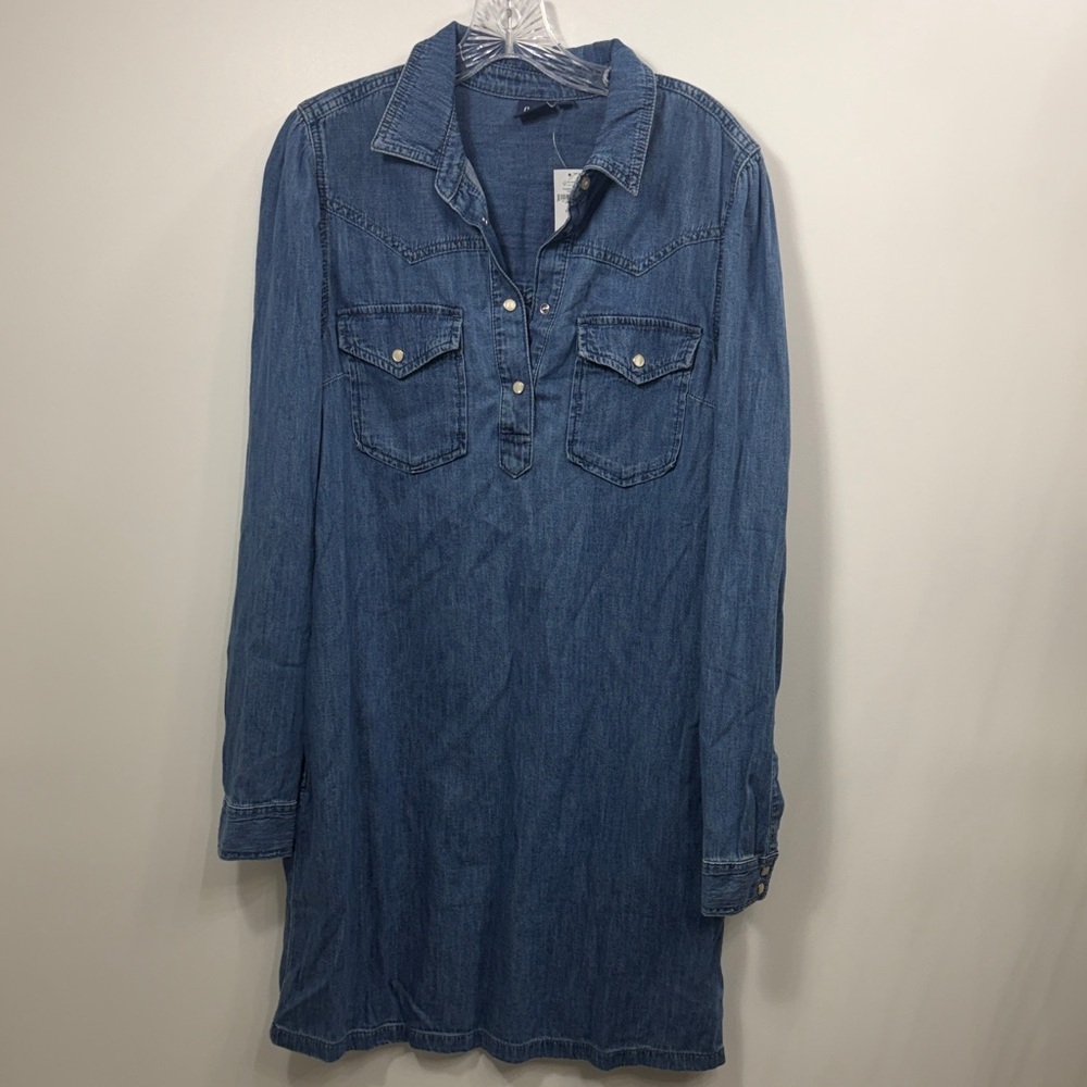 Gap Women’s Long Sleeve Western Denim dress size medium tall. NWT.